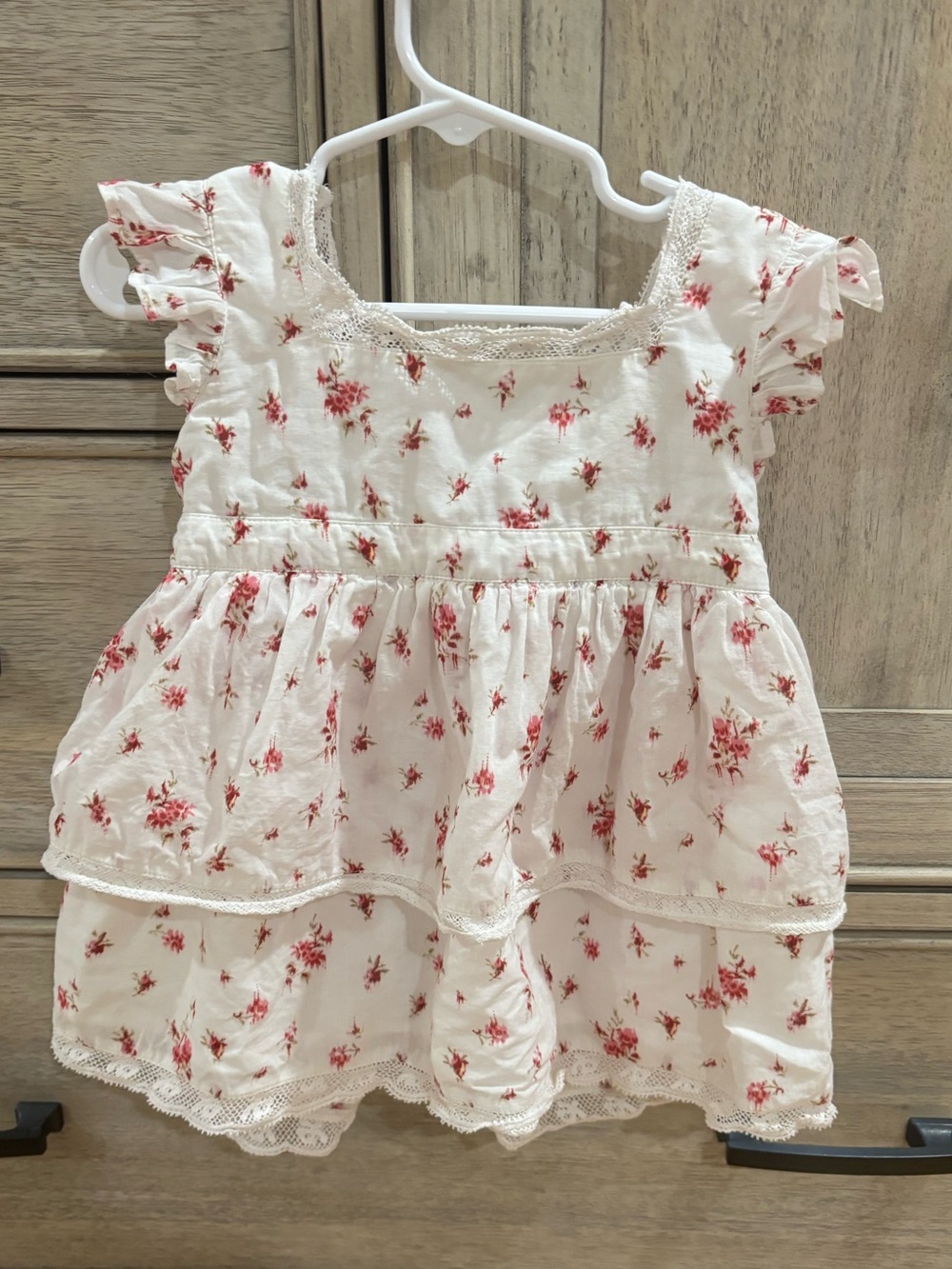 Loveshackfancy baby girls floral print dress and bloomers size 6-12 mo.